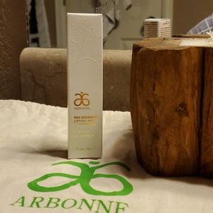 Arbonne RE9 v lift gel